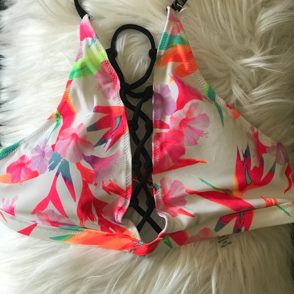 PINK Victoria's Secret Other - VS Pink Printed Floral Bikini Top